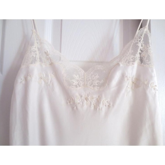 Victoria's Secret GOLD LABEL Long Ivory Nightgown - Picture 2 of 7